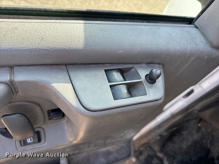 image for item FB0723 2015 Chevrolet Express 2500 van