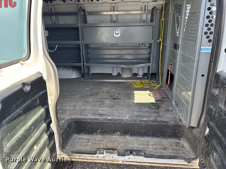 image for item FB0723 2015 Chevrolet Express 2500 van