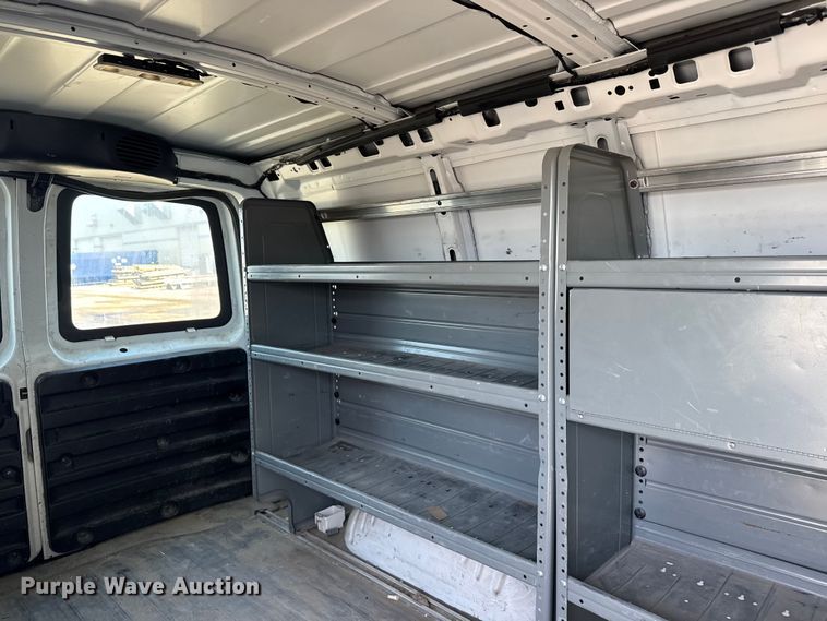 image for item FB0723 2015 Chevrolet Express 2500 van