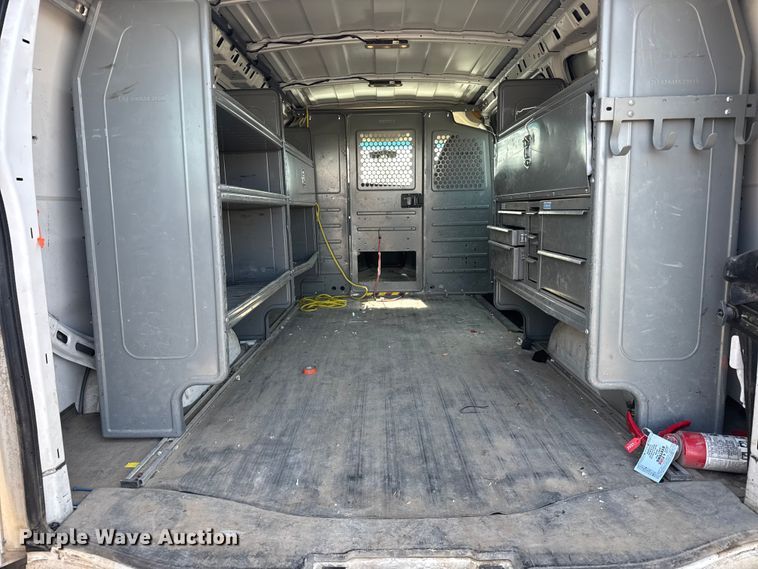 image for item FB0723 2015 Chevrolet Express 2500 van