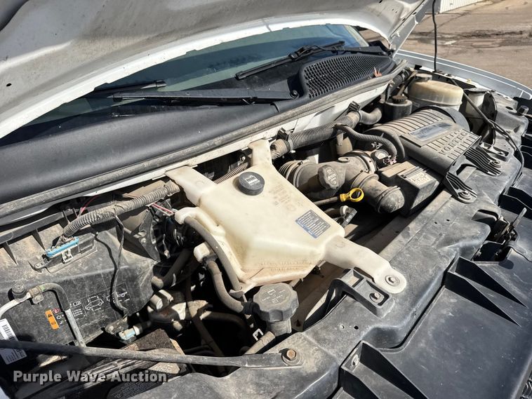 image for item FB0723 2015 Chevrolet Express 2500 van