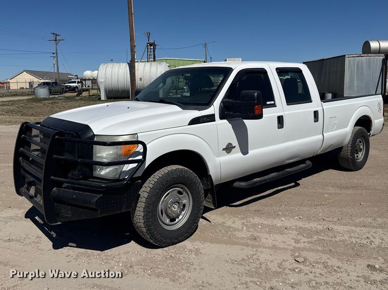 image for item FB0959 2011 Ford F250 Super Duty Crew Cab pickup truck