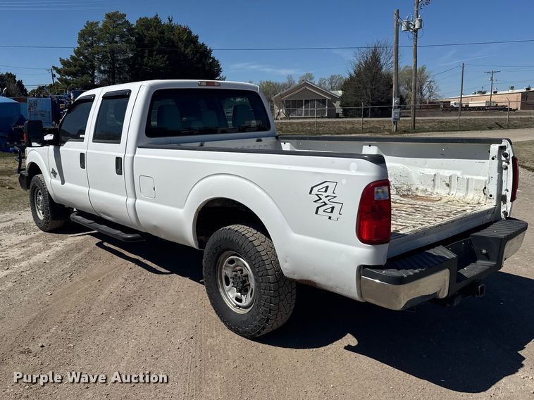 image for item FB0959 2011 Ford F250 Super Duty Crew Cab pickup truck