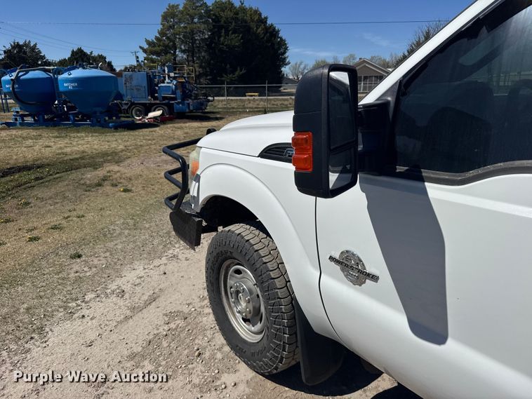 image for item FB0959 2011 Ford F250 Super Duty Crew Cab pickup truck