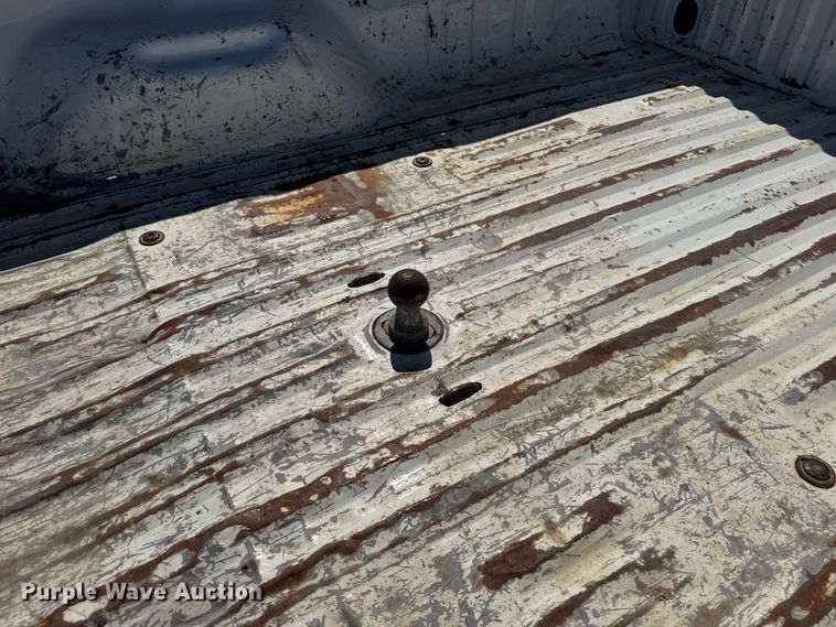 image for item FB0959 2011 Ford F250 Super Duty Crew Cab pickup truck