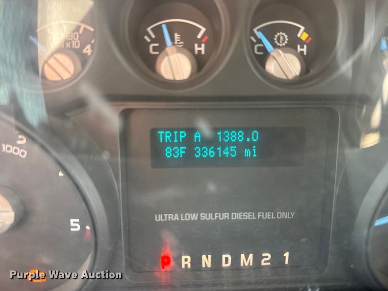 image for item FB0959 2011 Ford F250 Super Duty Crew Cab pickup truck