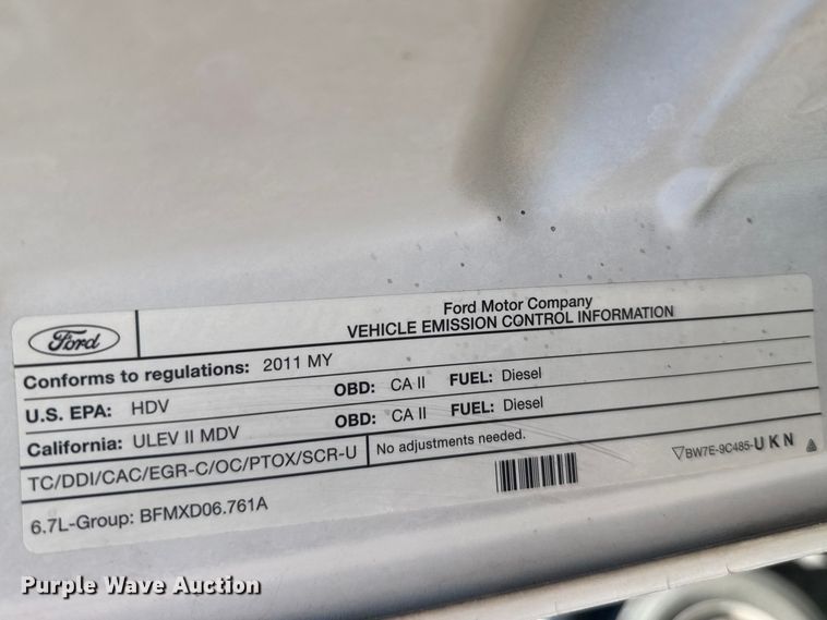 image for item FB0959 2011 Ford F250 Super Duty Crew Cab pickup truck