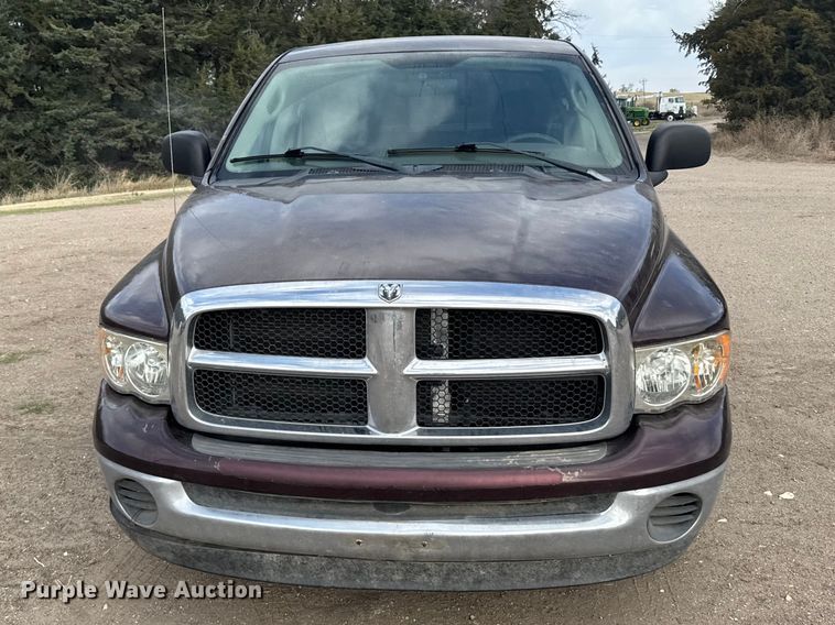 image for item FB0963 2004 Dodge Ram 1500 Ext. Cab pickup truck