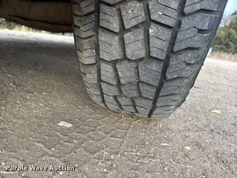 image for item FB0963 2004 Dodge Ram 1500 Ext. Cab pickup truck