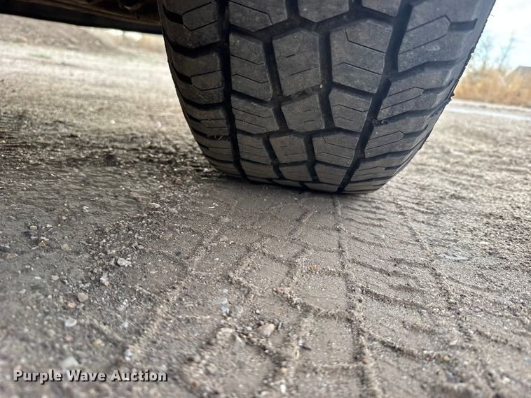 image for item FB0963 2004 Dodge Ram 1500 Ext. Cab pickup truck