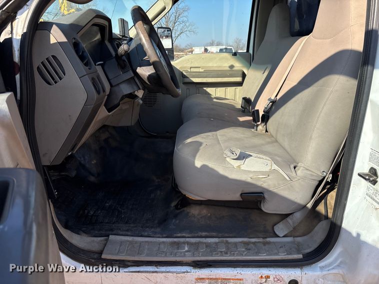 image for item FB3002 2008 Ford F450 Super Duty utility / service truck