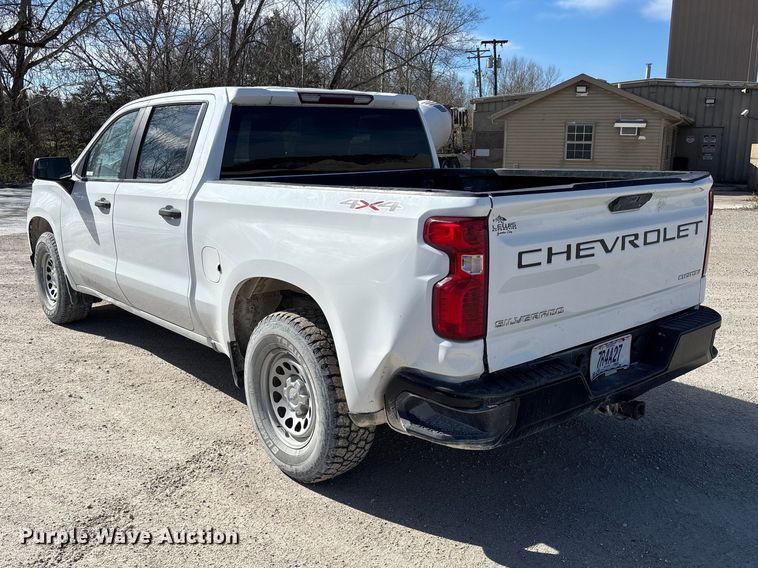 image for item FB3222 2019 Chevrolet Silverado 1500 Crew Cab pickup truck