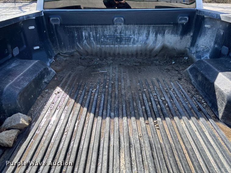 image for item FB3222 2019 Chevrolet Silverado 1500 Crew Cab pickup truck