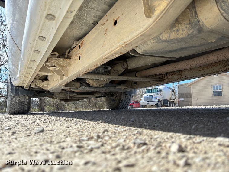 image for item FB3222 2019 Chevrolet Silverado 1500 Crew Cab pickup truck