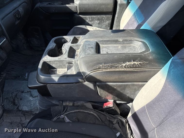 image for item FB3222 2019 Chevrolet Silverado 1500 Crew Cab pickup truck