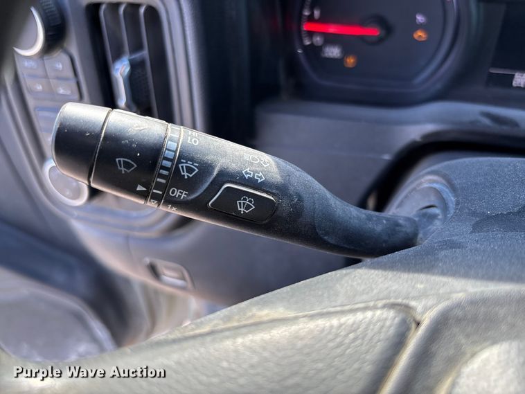 image for item FB3222 2019 Chevrolet Silverado 1500 Crew Cab pickup truck