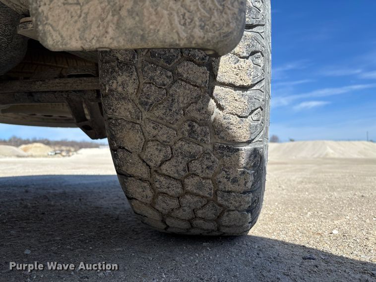 image for item FB3222 2019 Chevrolet Silverado 1500 Crew Cab pickup truck