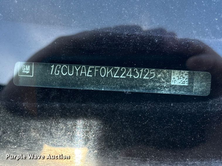 image for item FB3222 2019 Chevrolet Silverado 1500 Crew Cab pickup truck