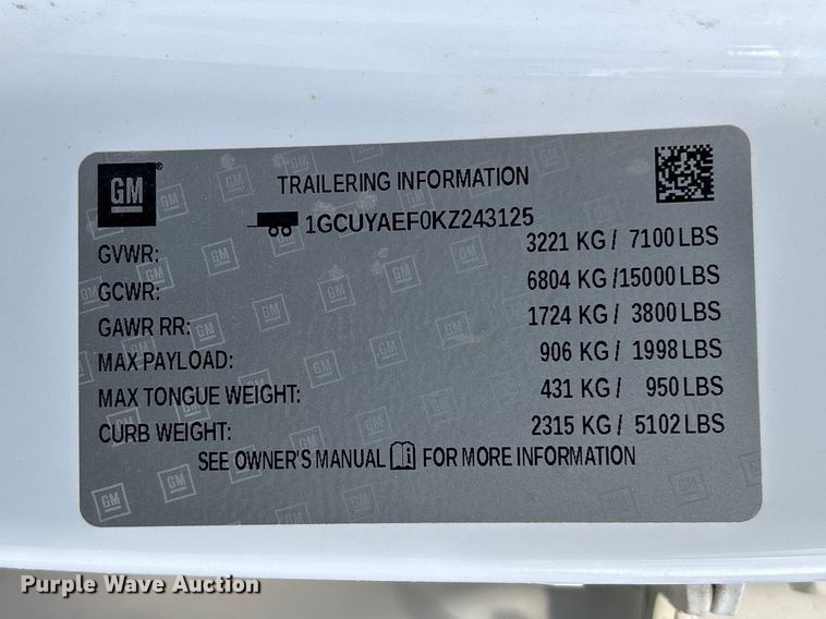 image for item FB3222 2019 Chevrolet Silverado 1500 Crew Cab pickup truck