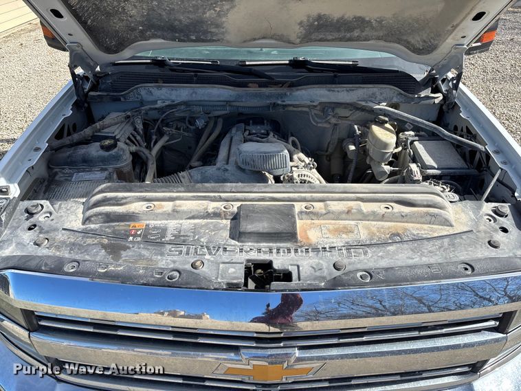 image for item FB3223 2016 Chevrolet Silverado 3500HD flatbed pickup truck