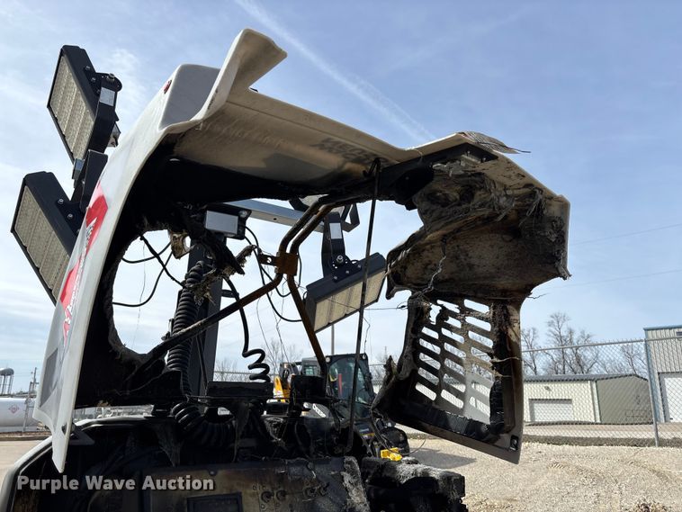 image for item FB3237 2022 Wacker Neuson LTV4 light plant