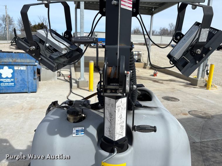 image for item FB3237 2022 Wacker Neuson LTV4 light plant