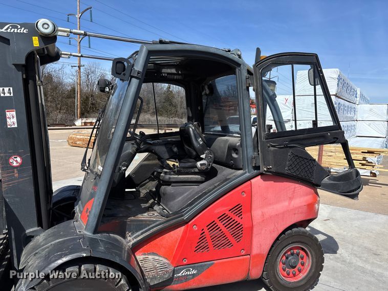 image for item FB3239 2013 Linde H50D forklift