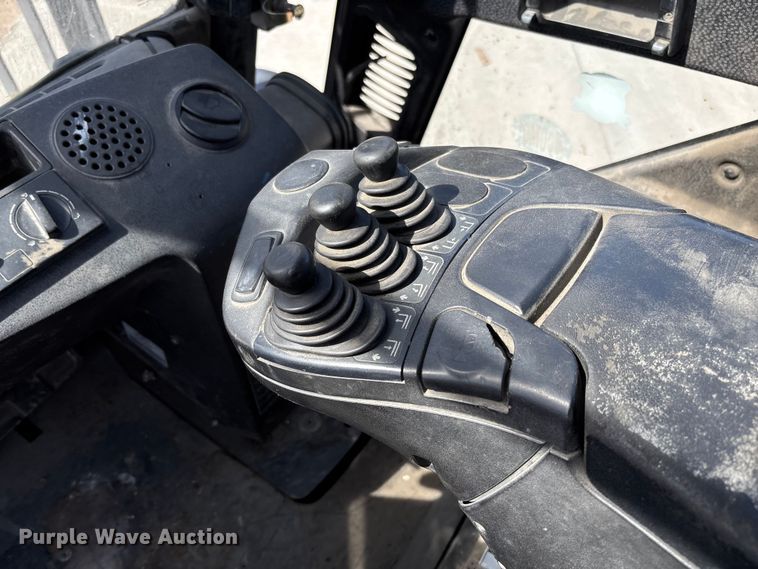 image for item FB3239 2013 Linde H50D forklift