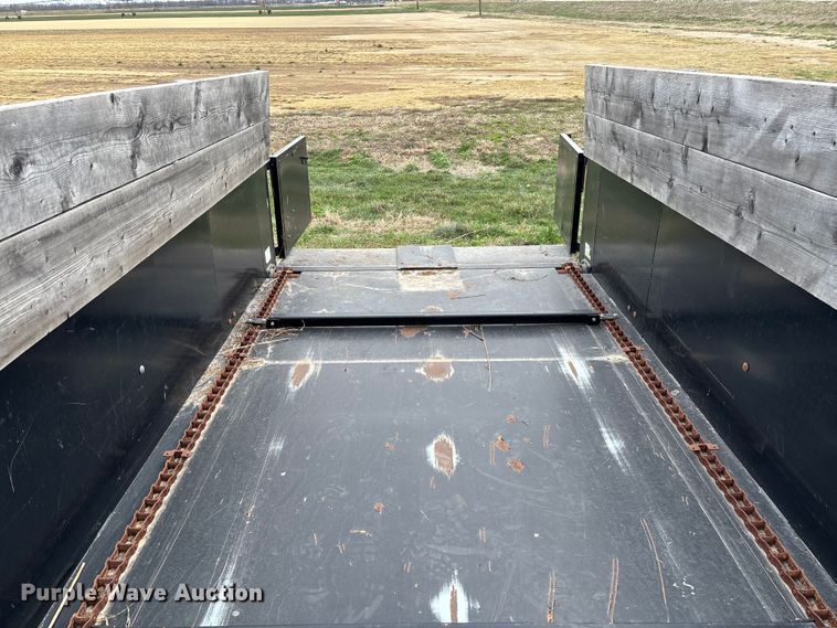 image for item FB3259 2018 DiamondBack Haul IT 3P dump trailer