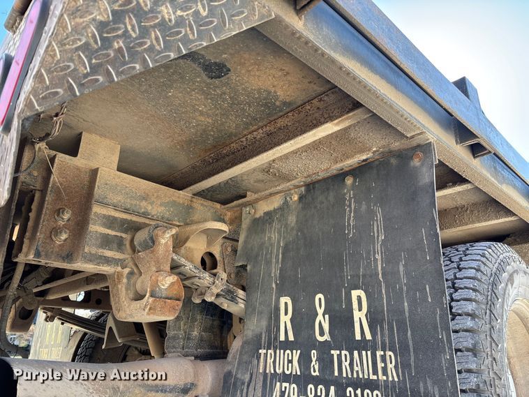 image for item FB3288 2013 Chevrolet Silverado 3500HD Ext. Cab flatbed pickup truck