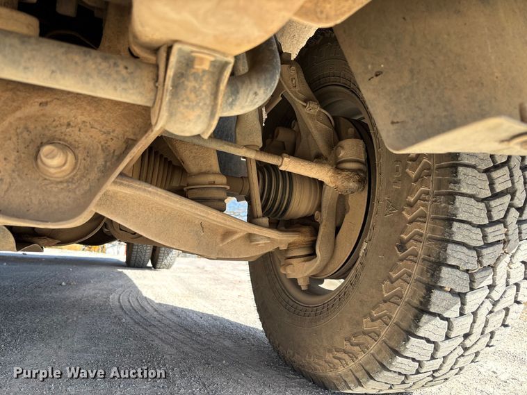 image for item FB3288 2013 Chevrolet Silverado 3500HD Ext. Cab flatbed pickup truck