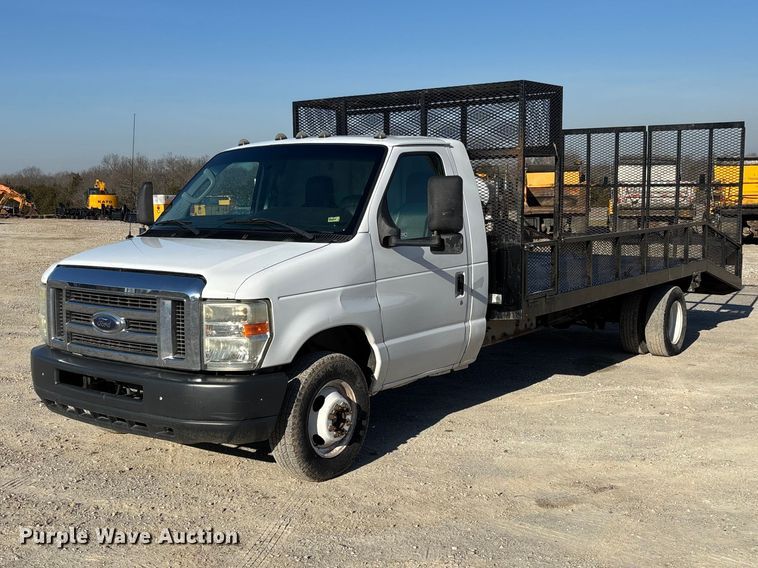 image for item FB3297 2011 Ford E450 flatbed van