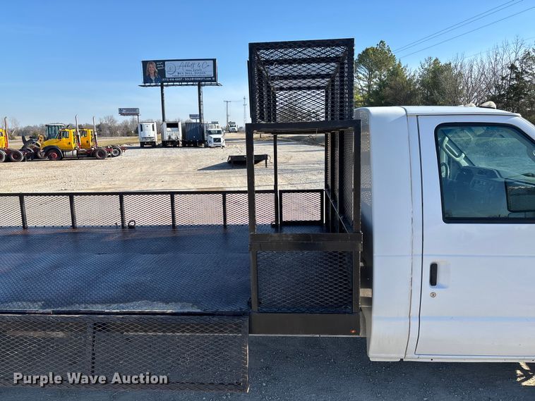 image for item FB3297 2011 Ford E450 flatbed van