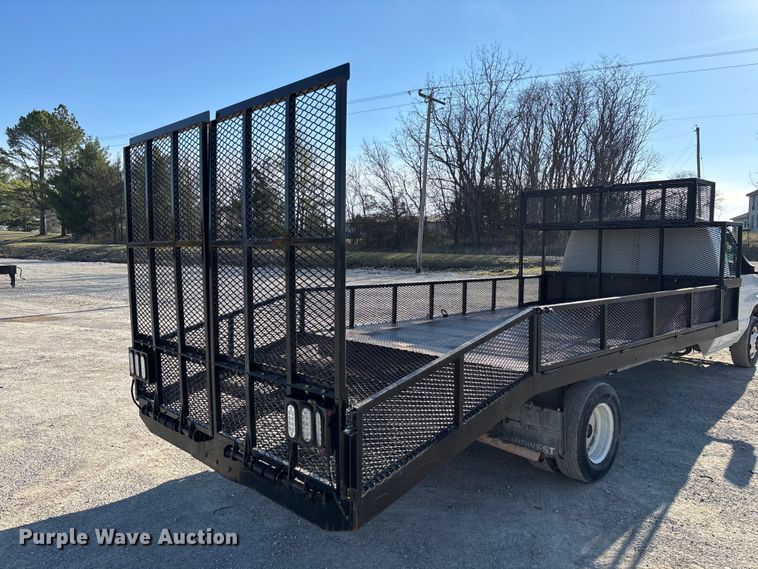 image for item FB3297 2011 Ford E450 flatbed van