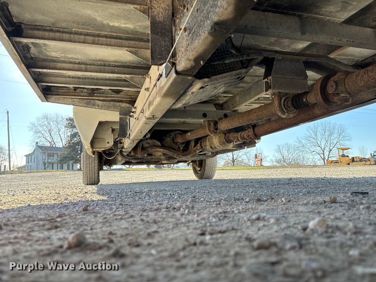 image for item FB3297 2011 Ford E450 flatbed van