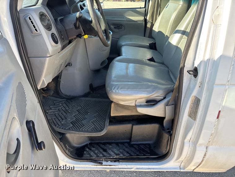 image for item FB3297 2011 Ford E450 flatbed van