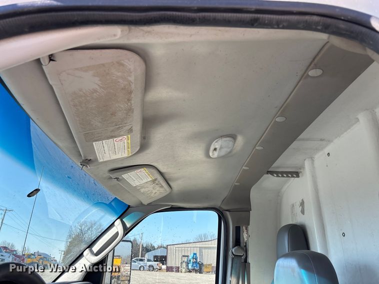 image for item FB3297 2011 Ford E450 flatbed van