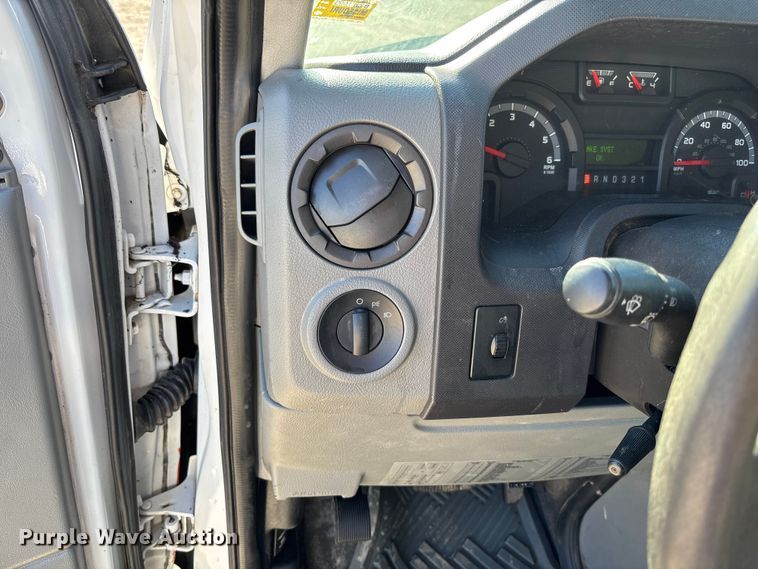 image for item FB3297 2011 Ford E450 flatbed van