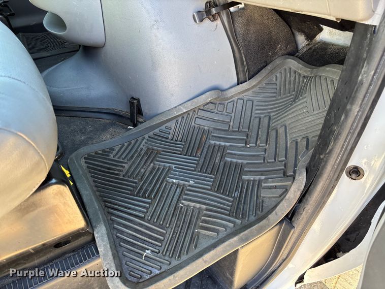 image for item FB3297 2011 Ford E450 flatbed van