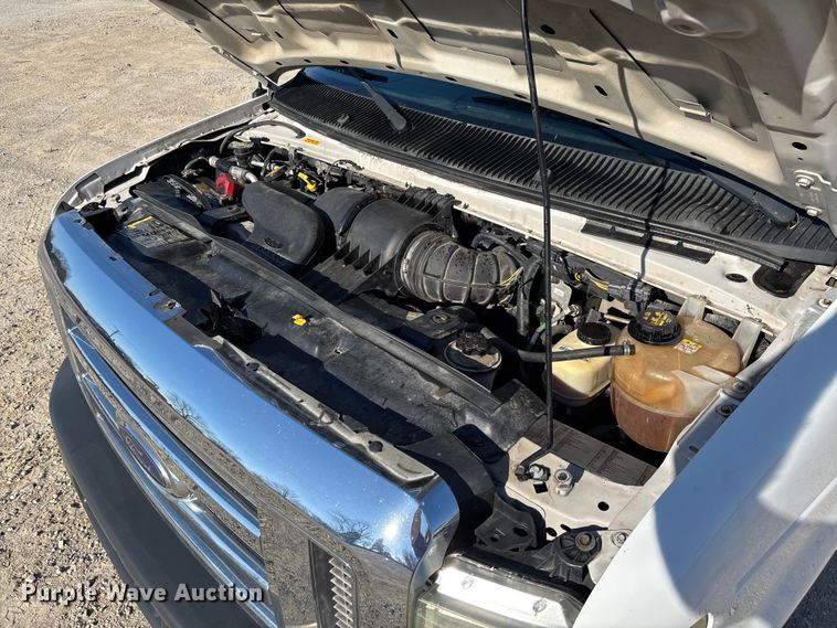 image for item FB3297 2011 Ford E450 flatbed van