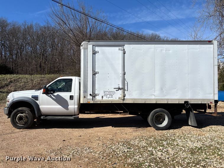 image for item FB3321 2009 Ford F550 box truck