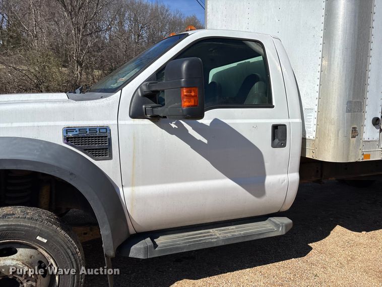 image for item FB3321 2009 Ford F550 box truck