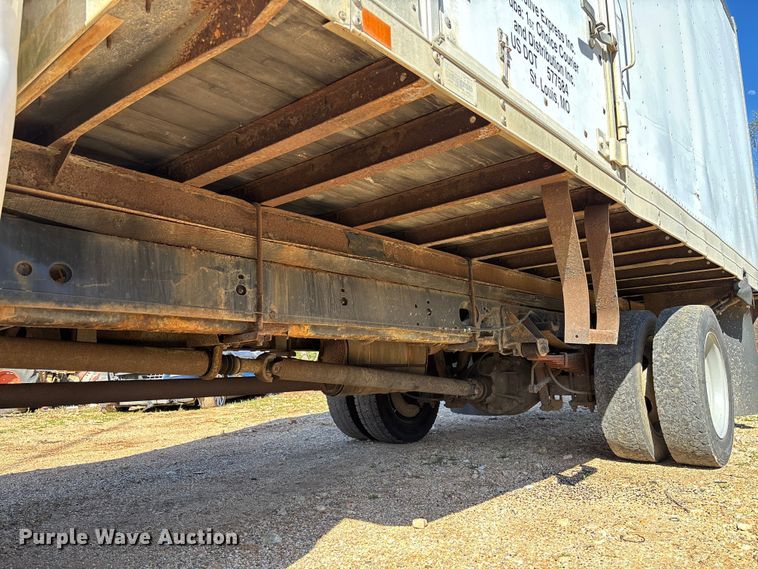 image for item FB3321 2009 Ford F550 box truck