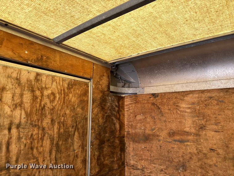 image for item FB3321 2009 Ford F550 box truck