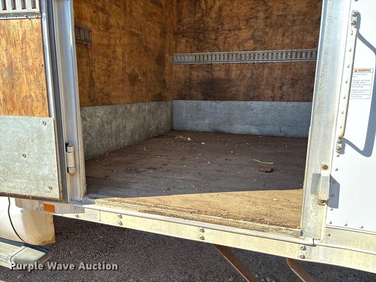 image for item FB3321 2009 Ford F550 box truck