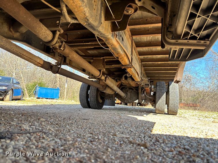 image for item FB3321 2009 Ford F550 box truck