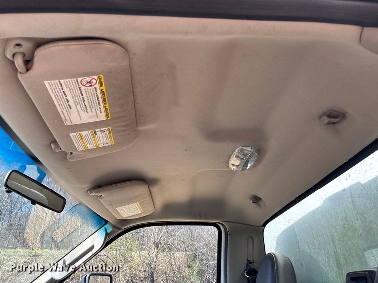 image for item FB3321 2009 Ford F550 box truck