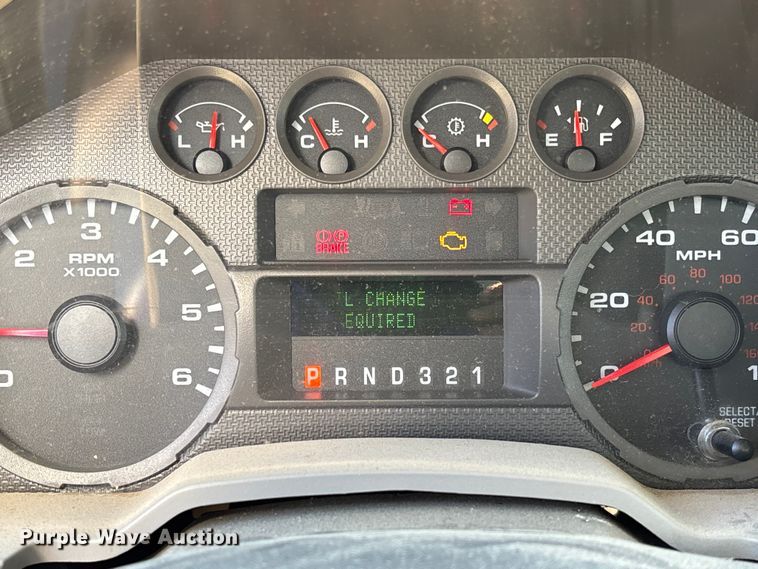 image for item FB3321 2009 Ford F550 box truck