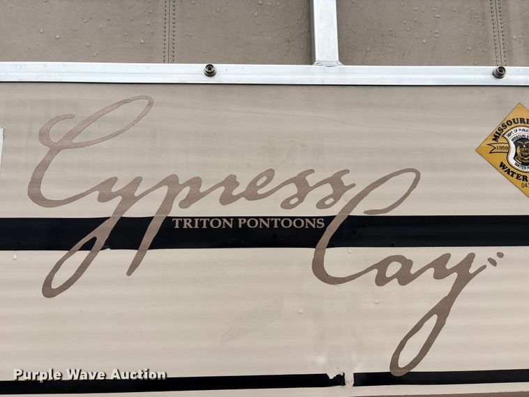 image for item FB3572 2008 Cypress cay  Cozumel 220 pontoon boat