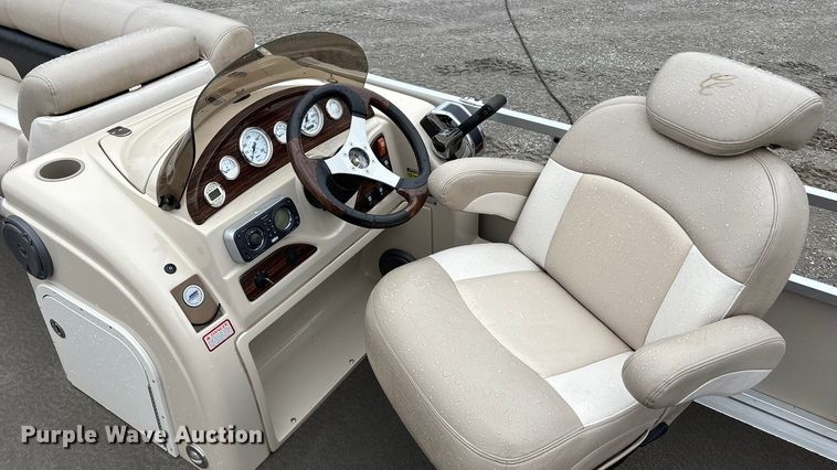 image for item FB3572 2008 Cypress cay  Cozumel 220 pontoon boat